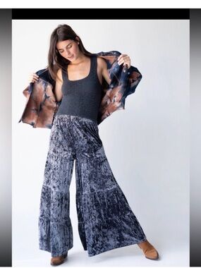 NATURAL LIFE Grey Crushed Velvet Wide Leg Palazzo Pants
Boho Hippie Festival